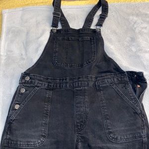 Black jean overalls from Old Navy